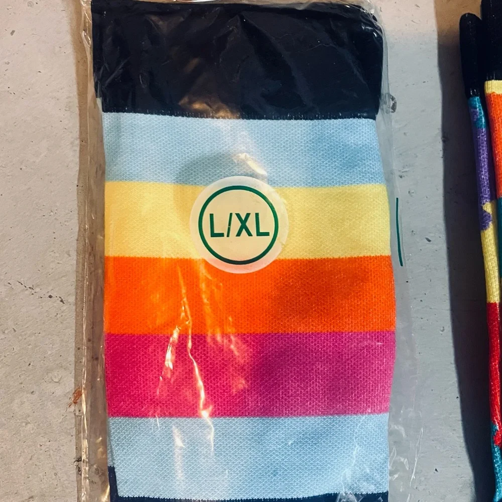 Compression Socks in Fun Patterns; Size L/XL - Picture 3 of 3